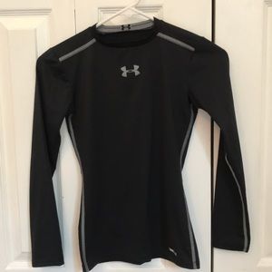 Under armor boys fitted long sleeve